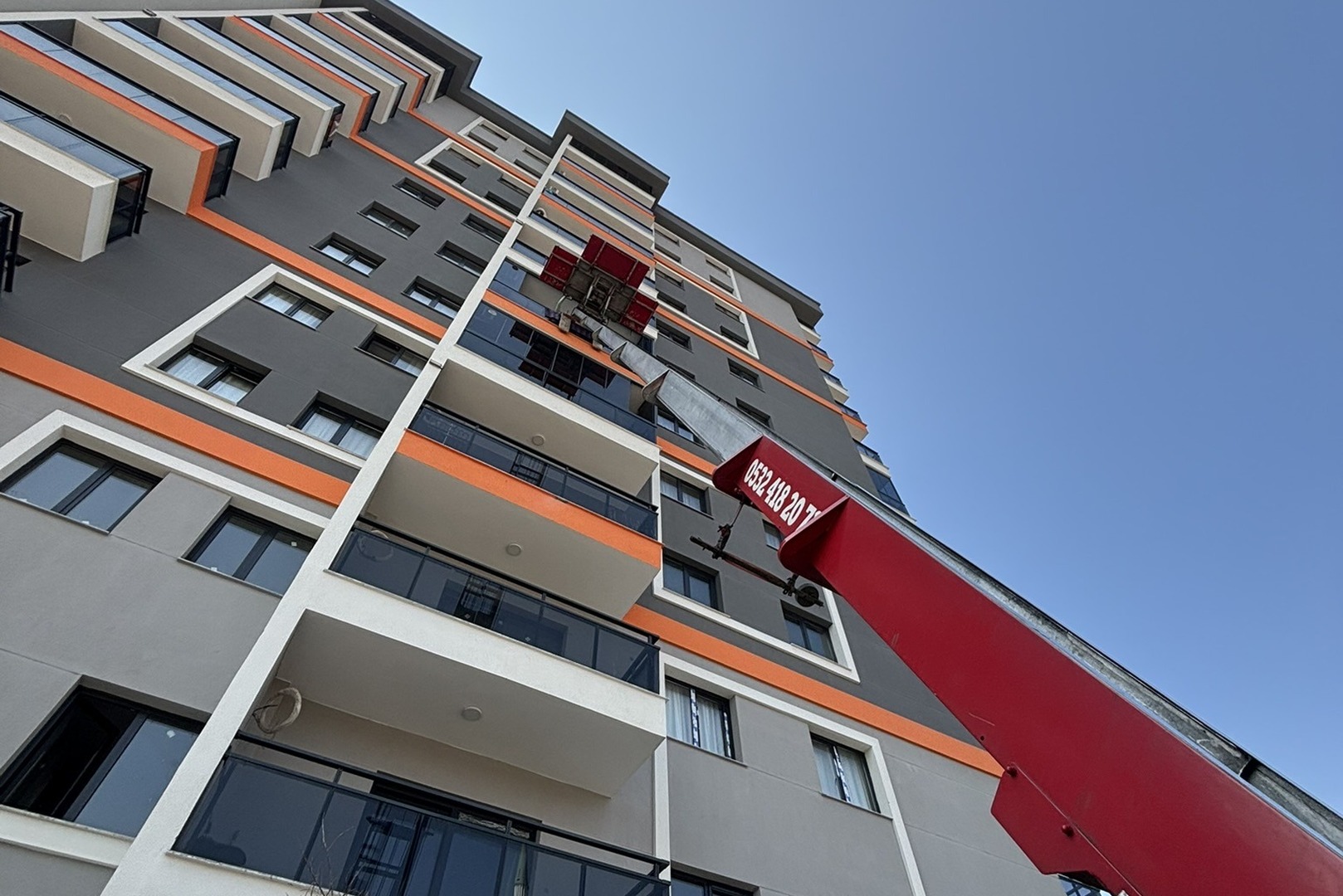 Buca kiralık asansör ve nakliye asansörü hizmeti